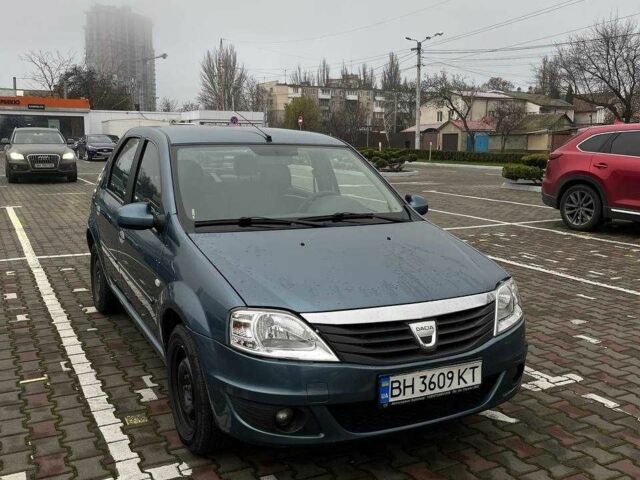Синій Дачія Logan, об'ємом двигуна 1.4 л та пробігом 68 тис. км за 3200 $, фото 1 на Automoto.ua