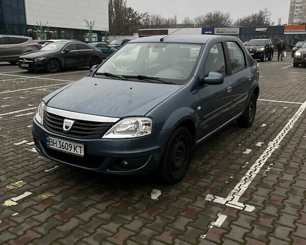 Синий Дачия Логан, объемом двигателя 1.39 л и пробегом 68 тыс. км за 3200 $, фото 1 на Automoto.ua