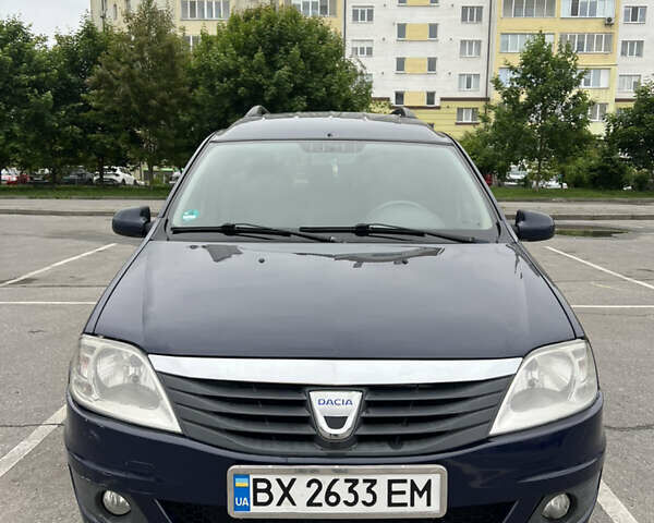 Синий Дачия Логан, объемом двигателя 1.6 л и пробегом 240 тыс. км за 5800 $, фото 1 на Automoto.ua