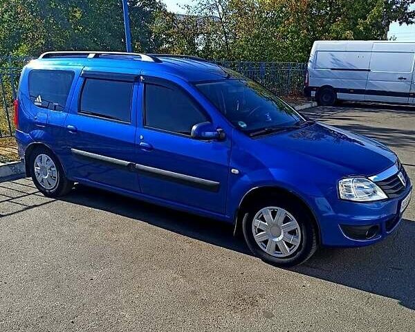 Синий Дачия Логан, объемом двигателя 1.6 л и пробегом 193 тыс. км за 5200 $, фото 1 на Automoto.ua