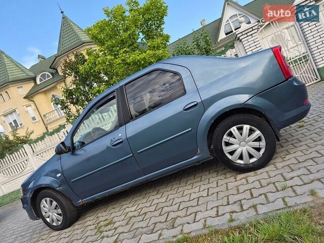 Синий Дачия Логан, объемом двигателя 1.5 л и пробегом 450 тыс. км за 2999 $, фото 1 на Automoto.ua