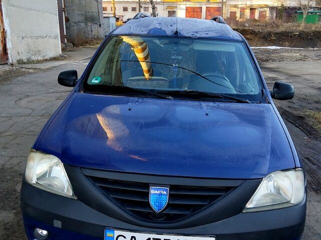 Синий Дачия Логан, объемом двигателя 1.6 л и пробегом 210 тыс. км за 4100 $, фото 1 на Automoto.ua