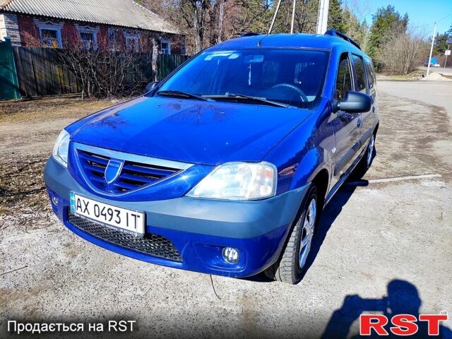 Синий Дачия Логан, объемом двигателя 1.6 л и пробегом 315 тыс. км за 4700 $, фото 1 на Automoto.ua