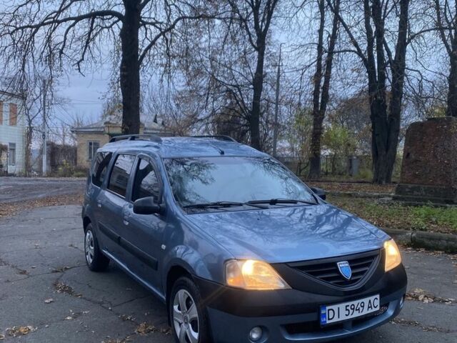 Синий Дачия Логан, объемом двигателя 1.6 л и пробегом 215 тыс. км за 3900 $, фото 1 на Automoto.ua