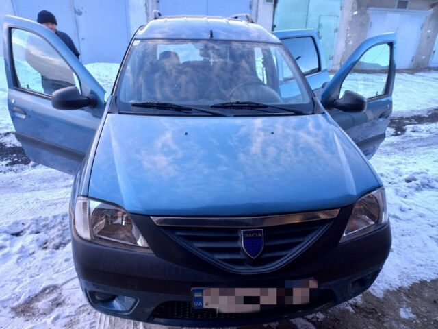 Синий Дачия Логан, объемом двигателя 0 л и пробегом 186 тыс. км за 4500 $, фото 1 на Automoto.ua