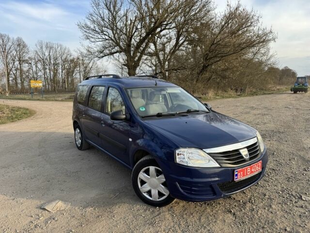 Синий Дачия Логан, объемом двигателя 1.4 л и пробегом 230 тыс. км за 3950 $, фото 1 на Automoto.ua