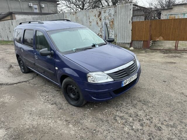 Синий Дачия Логан, объемом двигателя 1.6 л и пробегом 220 тыс. км за 2900 $, фото 1 на Automoto.ua