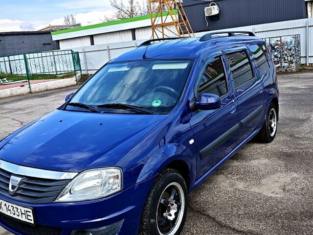 Синий Дачия Логан, объемом двигателя 1.6 л и пробегом 171 тыс. км за 5500 $, фото 1 на Automoto.ua