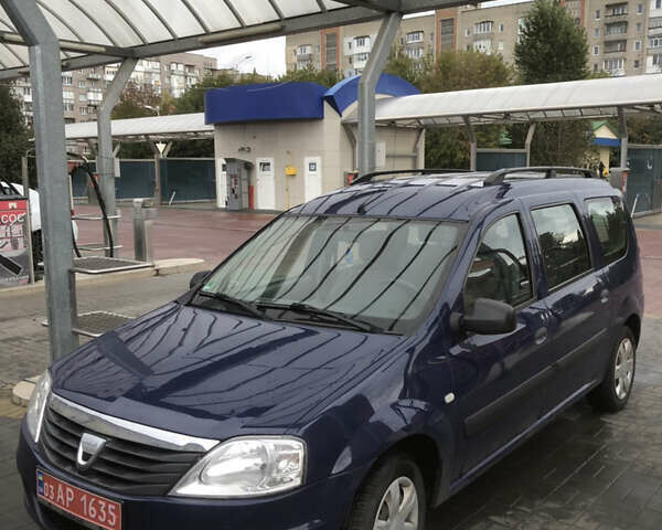 Синий Дачия Логан, объемом двигателя 1.6 л и пробегом 229 тыс. км за 4900 $, фото 1 на Automoto.ua