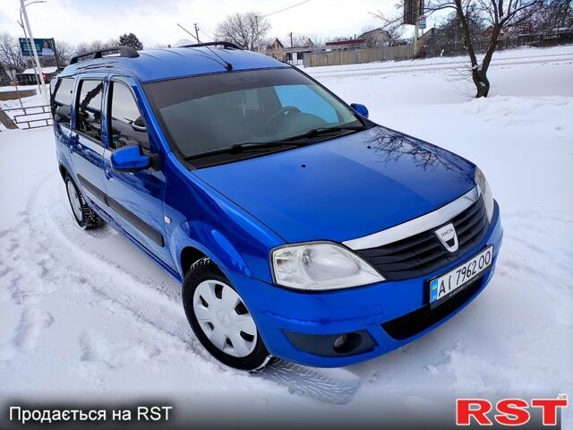 Синий Дачия Логан, объемом двигателя 1.6 л и пробегом 228 тыс. км за 5950 $, фото 1 на Automoto.ua