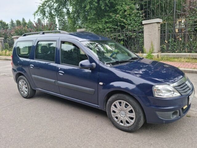 Синий Дачия Логан, объемом двигателя 1 л и пробегом 230 тыс. км за 5647 $, фото 1 на Automoto.ua