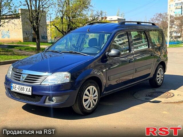Синий Дачия Логан, объемом двигателя 1.6 л и пробегом 157 тыс. км за 5800 $, фото 1 на Automoto.ua
