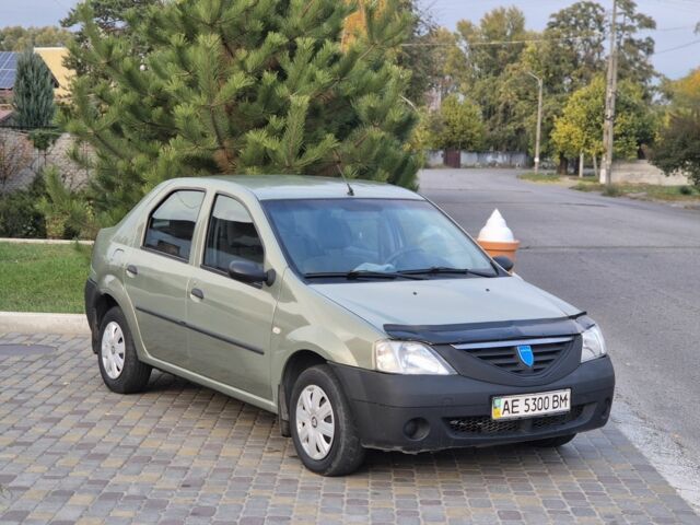 Дачия Логан 2007 в Днепре (Днепропетровске) на Automoto.ua Зеленый Дачия Логан, объемом двигателя 1.4 л и пробегом 297 тыс. км за 2700 $, фото 1 на Automoto.ua