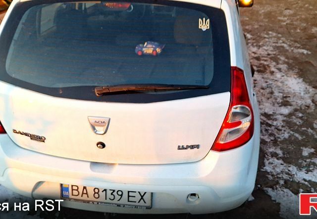 Білий Дачія Sandero, об'ємом двигуна 1.4 л та пробігом 18500 тис. км за 5000 $, фото 1 на Automoto.ua