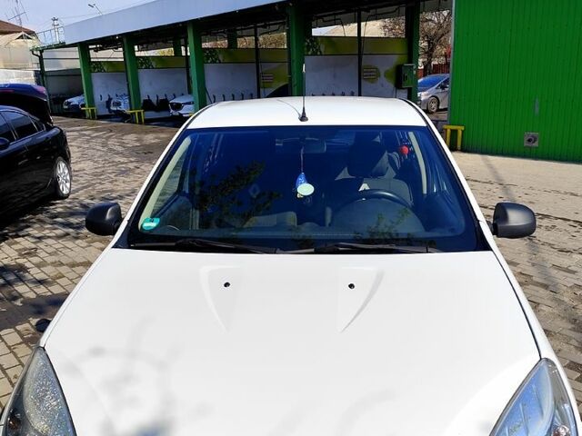 Білий Дачія Sandero, об'ємом двигуна 14 л та пробігом 149 тис. км за 4700 $, фото 1 на Automoto.ua