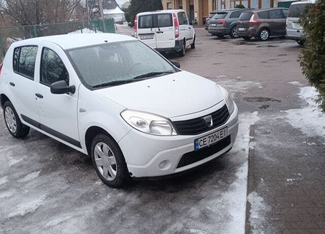 Білий Дачія Sandero, об'ємом двигуна 1.1 л та пробігом 242 тис. км за 4200 $, фото 1 на Automoto.ua