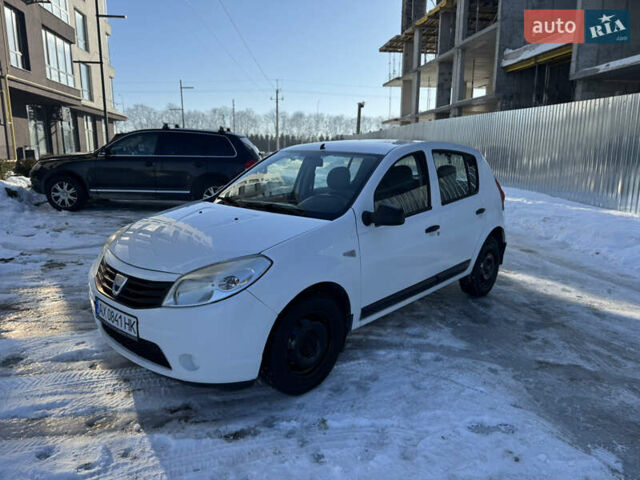 Білий Дачія Sandero, об'ємом двигуна 1.5 л та пробігом 257 тис. км за 3850 $, фото 1 на Automoto.ua
