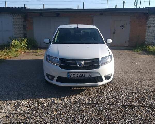 Дачія Sandero 2013 у Харкові на Automoto.ua Білий Дачія Sandero, об'ємом двигуна 1.5 л та пробігом 127 тис. км за 6600 $, фото 1 на Automoto.ua
