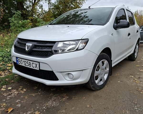 Белый Дачия Сандеро, объемом двигателя 1.5 л и пробегом 196 тыс. км за 6500 $, фото 1 на Automoto.ua