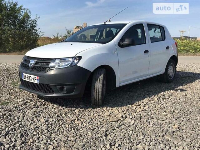 Білий Дачія Sandero, об'ємом двигуна 1.2 л та пробігом 33 тис. км за 5600 $, фото 1 на Automoto.ua