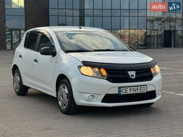 Белый Дачия Сандеро, объемом двигателя 1.15 л и пробегом 250 тыс. км за 3500 $, фото 1 на Automoto.ua