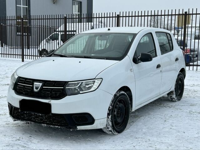 Белый Дачия Сандеро, объемом двигателя 1 л и пробегом 167 тыс. км за 2350 $, фото 1 на Automoto.ua