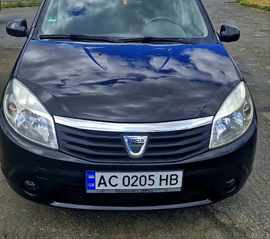 Черный Дачия Сандеро, объемом двигателя 1.4 л и пробегом 155 тыс. км за 4100 $, фото 1 на Automoto.ua