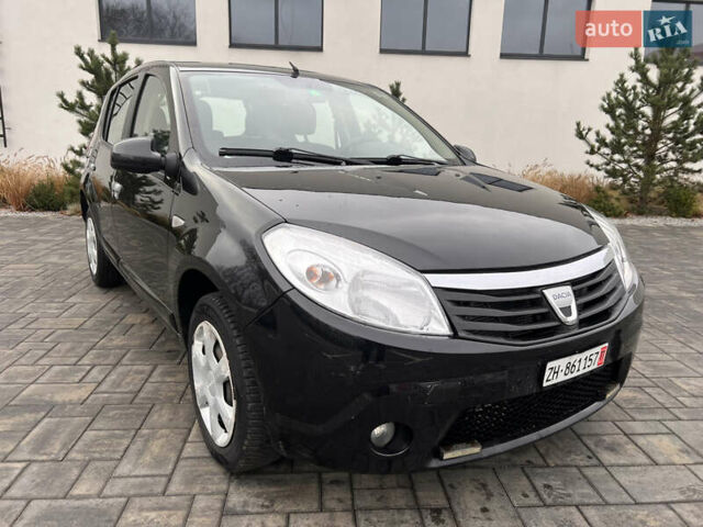 Чорний Дачія Sandero, об'ємом двигуна 1.6 л та пробігом 136 тис. км за 4950 $, фото 1 на Automoto.ua
