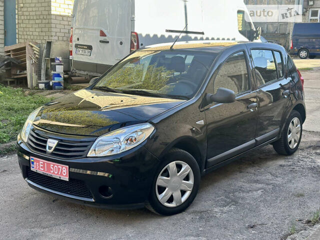 Чорний Дачія Sandero, об'ємом двигуна 1.4 л та пробігом 172 тис. км за 5850 $, фото 1 на Automoto.ua