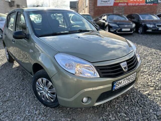 Коричневий Дачія Sandero, об'ємом двигуна 1.4 л та пробігом 185 тис. км за 3900 $, фото 1 на Automoto.ua