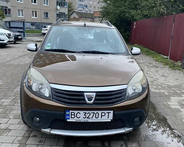 Коричневий Дачія Sandero, об'ємом двигуна 1.46 л та пробігом 213 тис. км за 7000 $, фото 1 на Automoto.ua