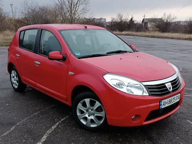 Червоний Дачія Sandero, об'ємом двигуна 1.4 л та пробігом 190 тис. км за 6300 $, фото 1 на Automoto.ua
