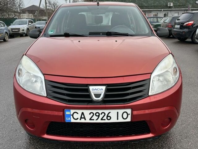 Красный Дачия Сандеро, объемом двигателя 1.4 л и пробегом 234 тыс. км за 4199 $, фото 1 на Automoto.ua