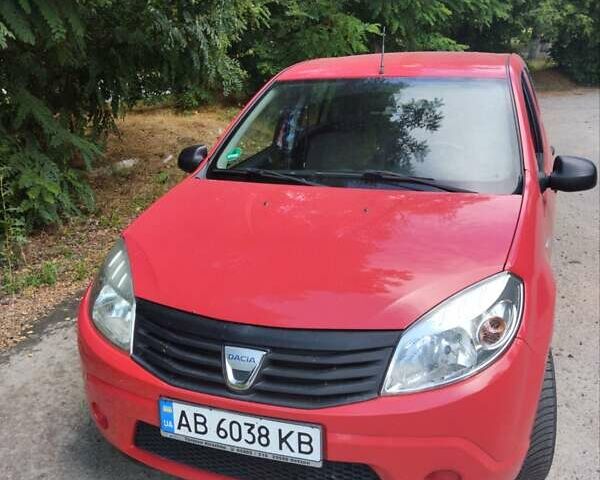 Червоний Дачія Sandero, об'ємом двигуна 1.4 л та пробігом 221 тис. км за 3700 $, фото 1 на Automoto.ua