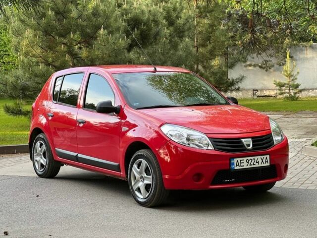 Червоний Дачія Sandero, об'ємом двигуна 1.1 л та пробігом 161 тис. км за 4750 $, фото 1 на Automoto.ua