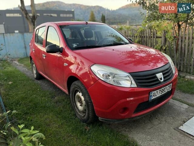 Червоний Дачія Sandero, об'ємом двигуна 1.4 л та пробігом 260 тис. км за 3200 $, фото 1 на Automoto.ua