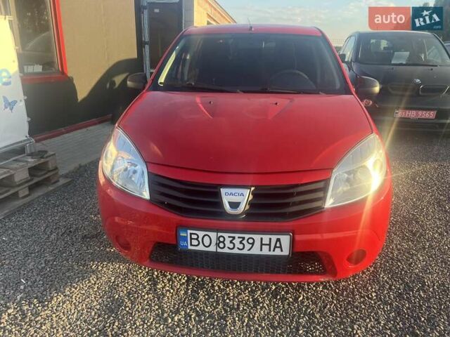 Червоний Дачія Sandero, об'ємом двигуна 1.39 л та пробігом 205 тис. км за 3750 $, фото 1 на Automoto.ua