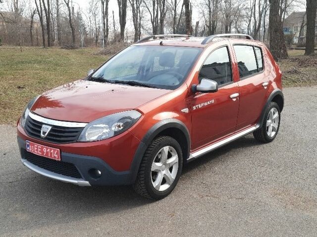 Червоний Дачія Sandero, об'ємом двигуна 0.16 л та пробігом 181 тис. км за 7750 $, фото 1 на Automoto.ua