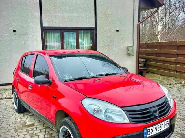 Червоний Дачія Sandero, об'ємом двигуна 1.4 л та пробігом 200 тис. км за 3500 $, фото 1 на Automoto.ua