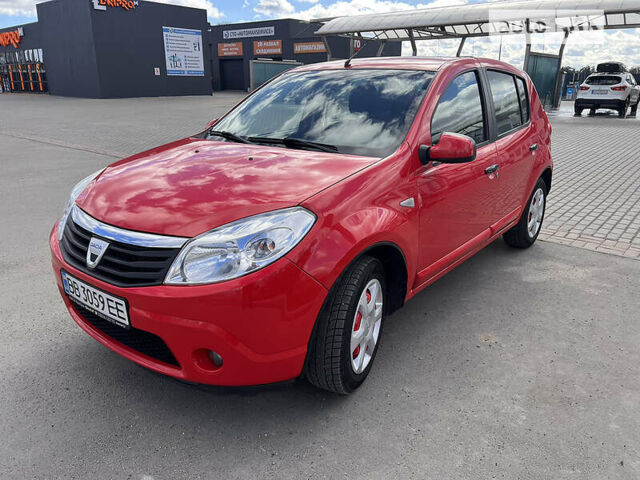 Дачія Sandero, об'ємом двигуна 1.6 л та пробігом 180 тис. км за 4500 $, фото 1 на Automoto.ua