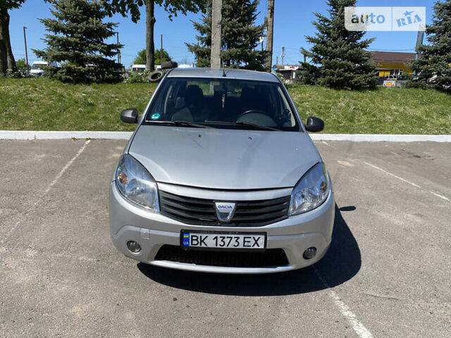 Дачія Sandero, об'ємом двигуна 1.4 л та пробігом 119 тис. км за 3600 $, фото 1 на Automoto.ua