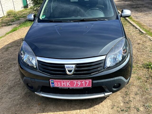 Дачія Sandero, об'ємом двигуна 1.6 л та пробігом 131 тис. км за 6400 $, фото 1 на Automoto.ua