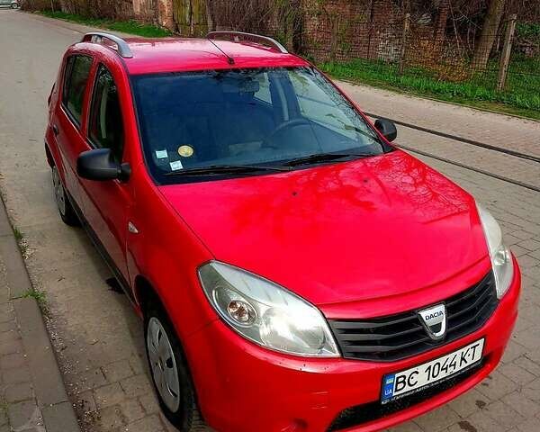 Дачія Sandero, об'ємом двигуна 1.4 л та пробігом 150 тис. км за 3800 $, фото 1 на Automoto.ua