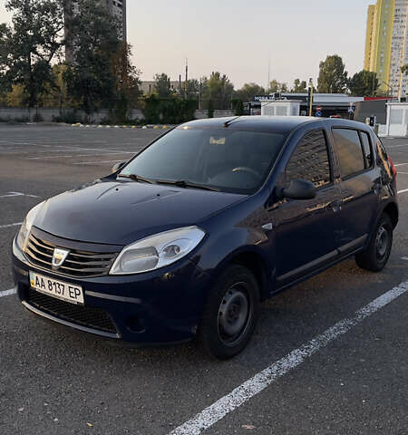 Дачія Sandero, об'ємом двигуна 1.2 л та пробігом 245 тис. км за 4200 $, фото 1 на Automoto.ua