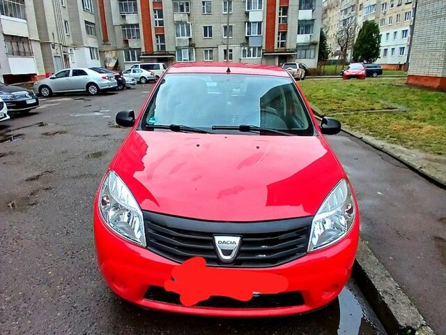 Сірий Дачія Sandero, об'ємом двигуна 1.4 л та пробігом 110 тис. км за 4000 $, фото 1 на Automoto.ua