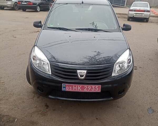 Серый Дачия Сандеро, объемом двигателя 1.4 л и пробегом 188 тыс. км за 5200 $, фото 1 на Automoto.ua