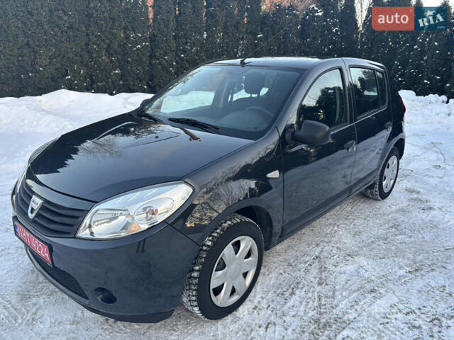 Серый Дачия Сандеро, объемом двигателя 1.2 л и пробегом 156 тыс. км за 4600 $, фото 1 на Automoto.ua