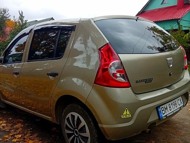 Сірий Дачія Sandero, об'ємом двигуна 1.4 л та пробігом 193 тис. км за 4300 $, фото 1 на Automoto.ua