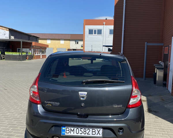 Серый Дачия Сандеро, объемом двигателя 1.2 л и пробегом 156 тыс. км за 5200 $, фото 1 на Automoto.ua