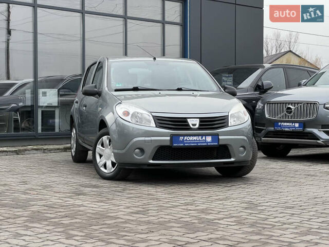 Серый Дачия Сандеро, объемом двигателя 1.2 л и пробегом 159 тыс. км за 4990 $, фото 1 на Automoto.ua